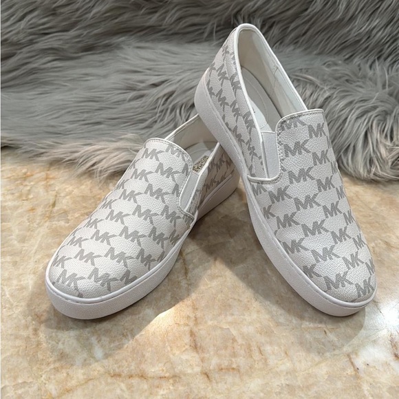Michael Kors Women’s Keaton Slip-On Logo Sneakers-White Logo - Picture 3 of 8